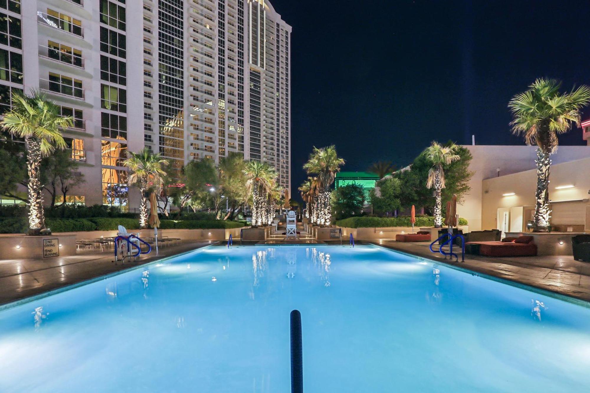 Mgm Signature Deluxe Balcony Strip View Suite Las Vegas Exterior foto